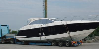 Transport jahte Absolute 52 037 2