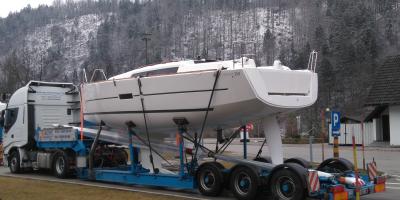 Sailboat transport Dufour 350