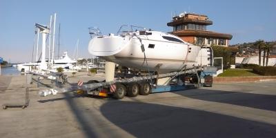 Sailboat transport Elan Impression 40
