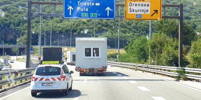 Pratnja izvanrednog prijevoza